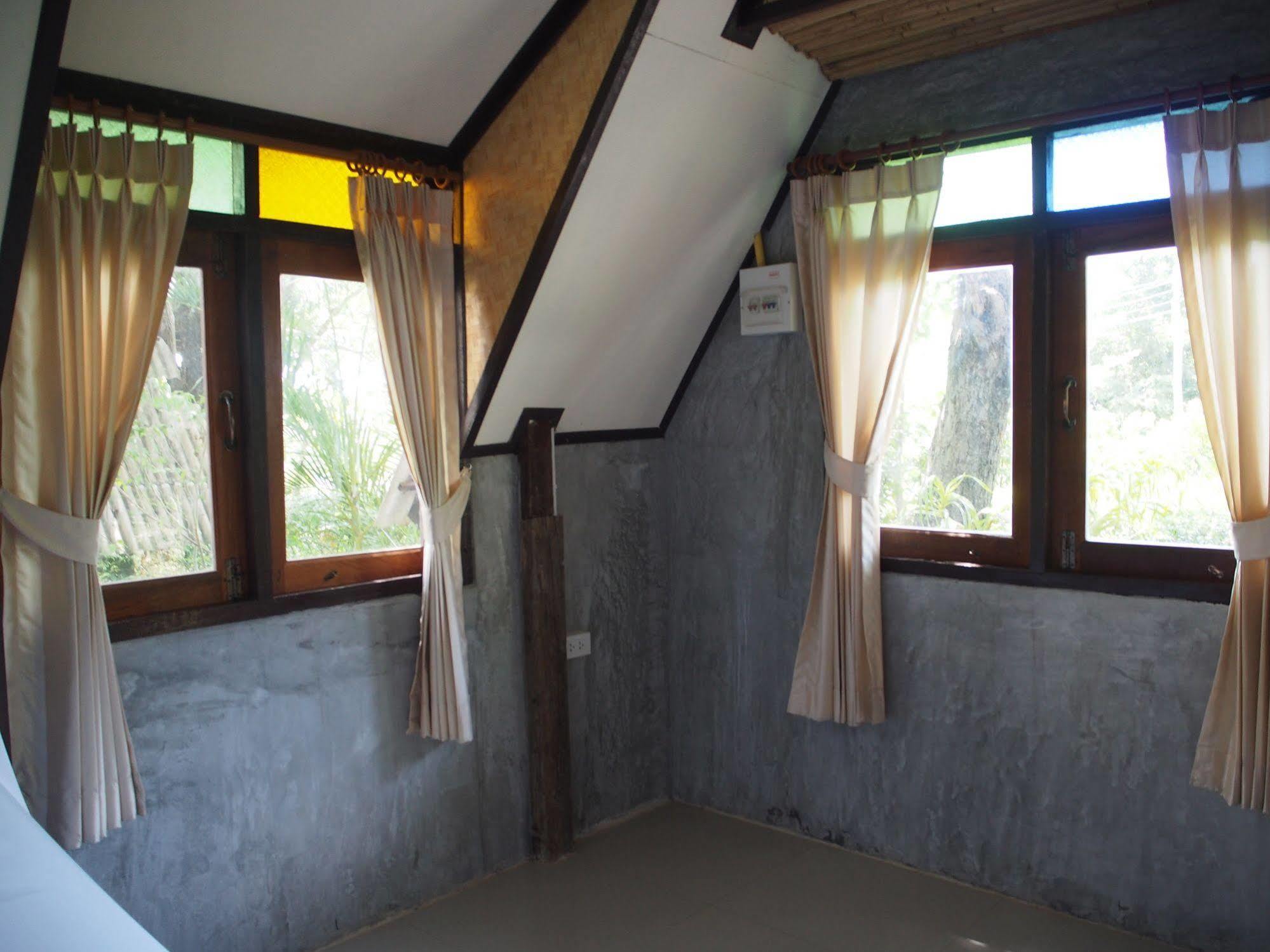 Lanta Happy Hill Hotel Koh Lanta Luaran gambar